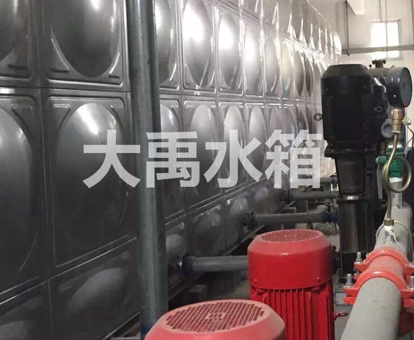 組合式（shì）不鏽鋼（gāng）水（shuǐ）箱